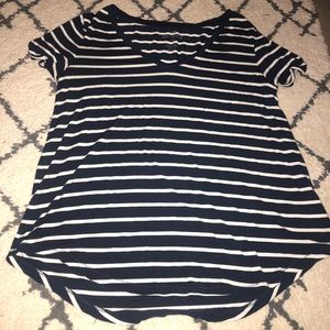 American Eagle navy and white medium V-neck